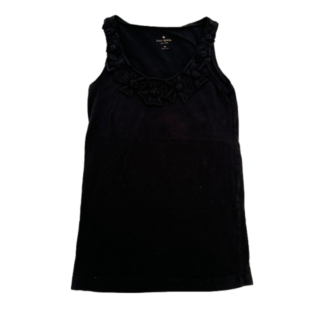 black xs kate spade tank with flower accent on the neckline xx.